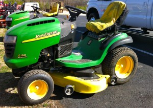 John Deere L130 23HP Kohler Engine 48" Deck $1295