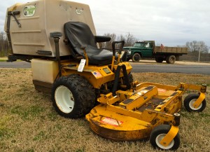 Walker Bagging Mower MTGHS20-48 20HP Kohler Engine 48" deck 894 hours $3495