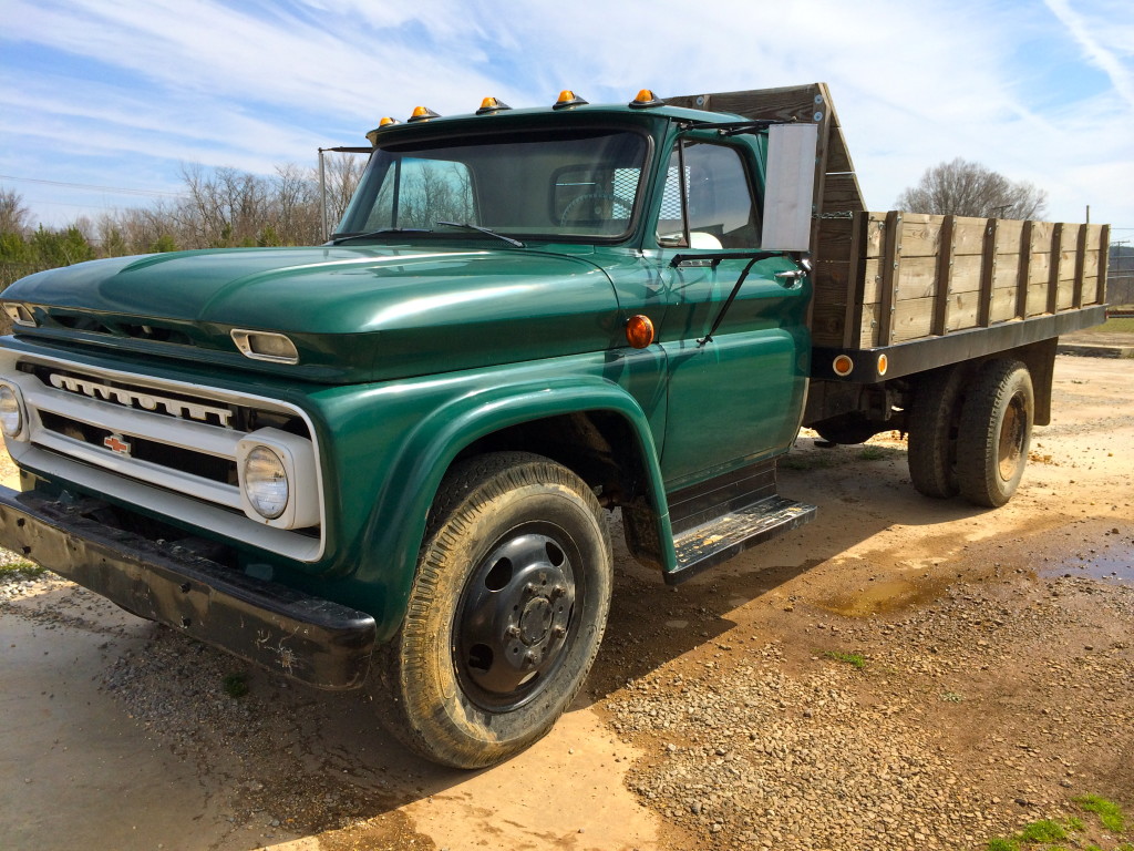 Chevrolet Dump Truck | Kiel Equipment