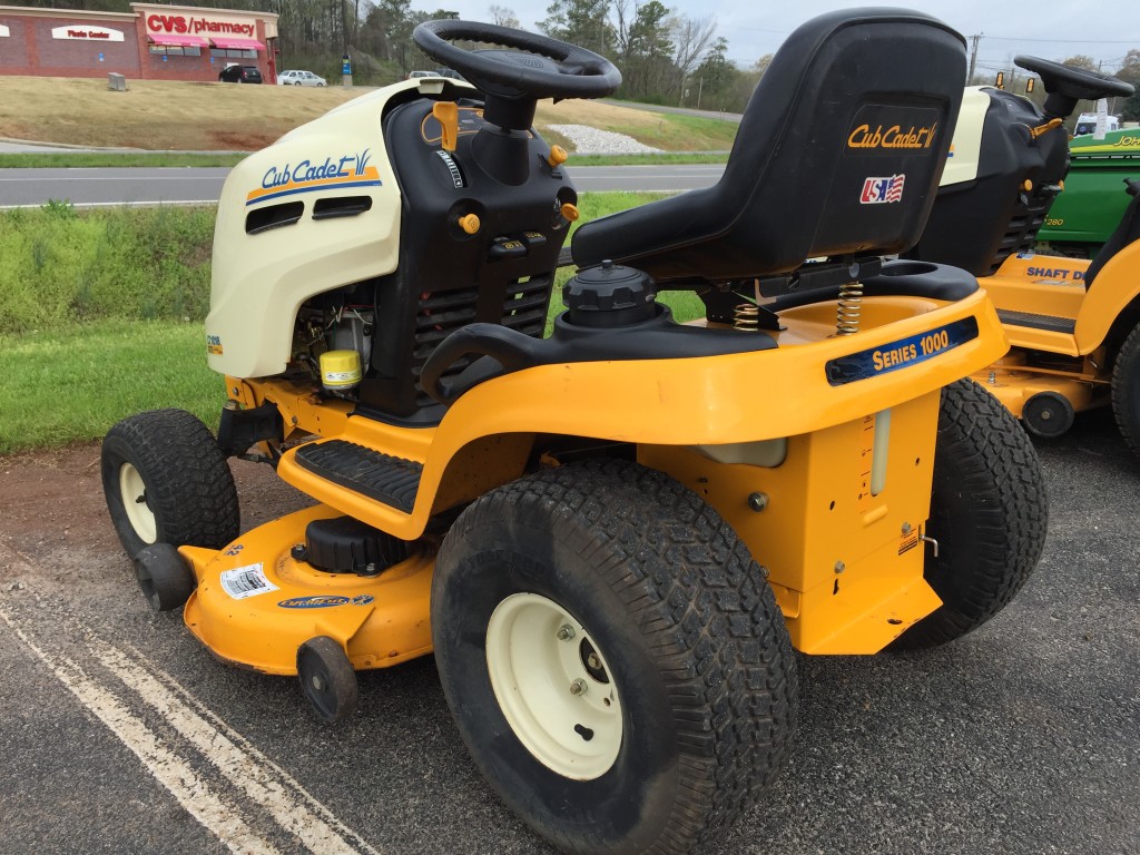 Cub Cadet LT1018LE | Kiel Equipment